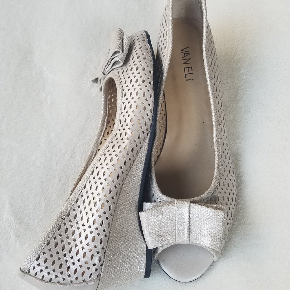 NWOT Vaneli Brinly Dress Shoe - Size 8.5M - Picture 2 of 7
